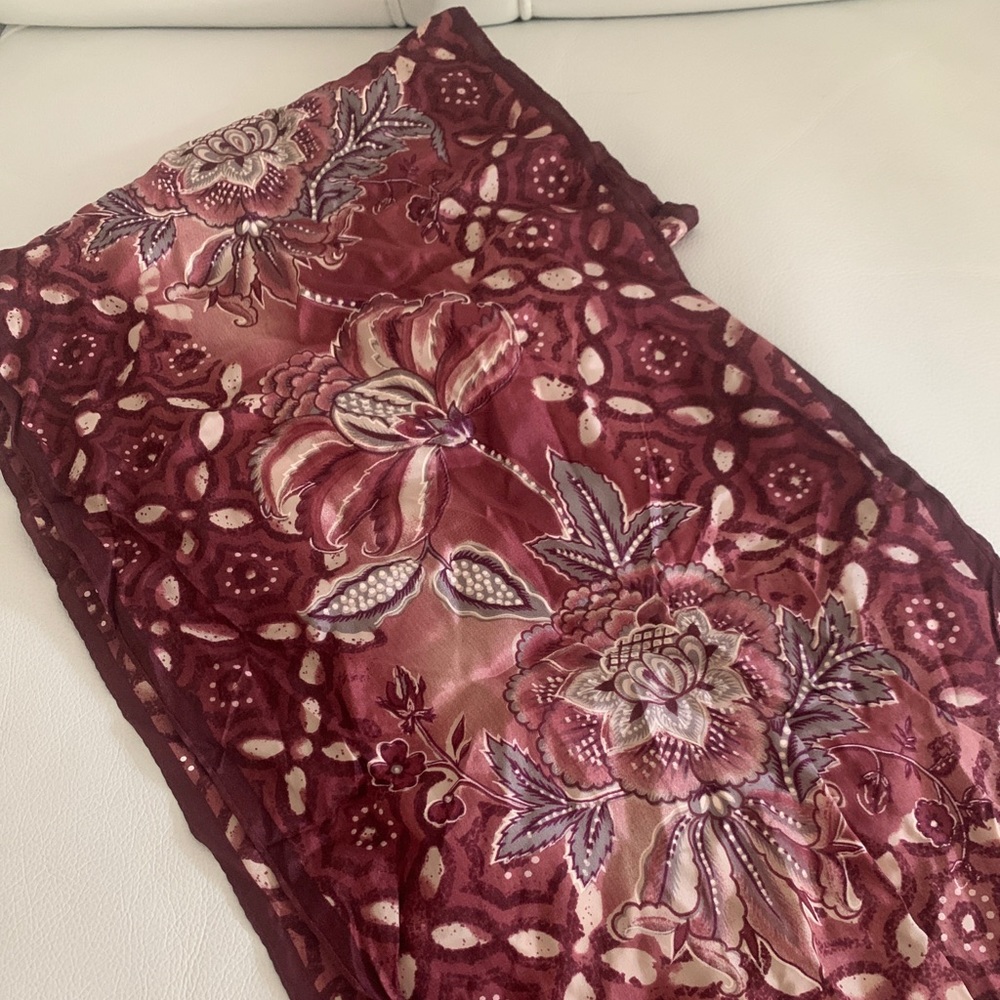 Vana Silk Scarf